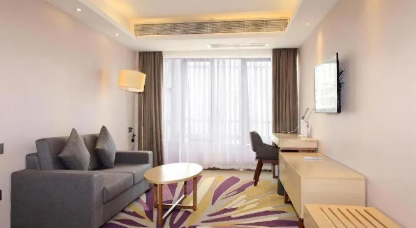 Lavande Hotel Maoming High-speed Railway Station Xinfu Road