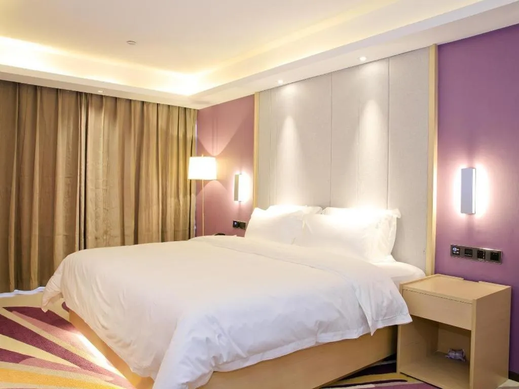 Bed in Lavande Hotel Maoming High-speed Railway Station Xinfu Road