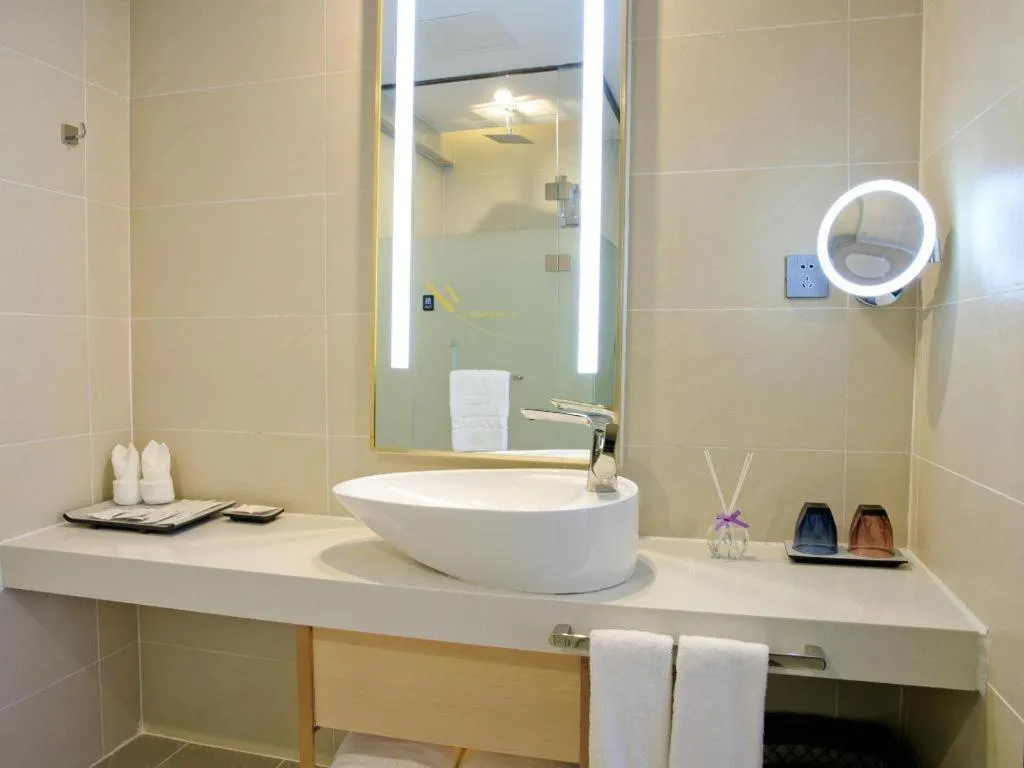 Lavande Hotel Maoming High-speed Railway Station Xinfu Road