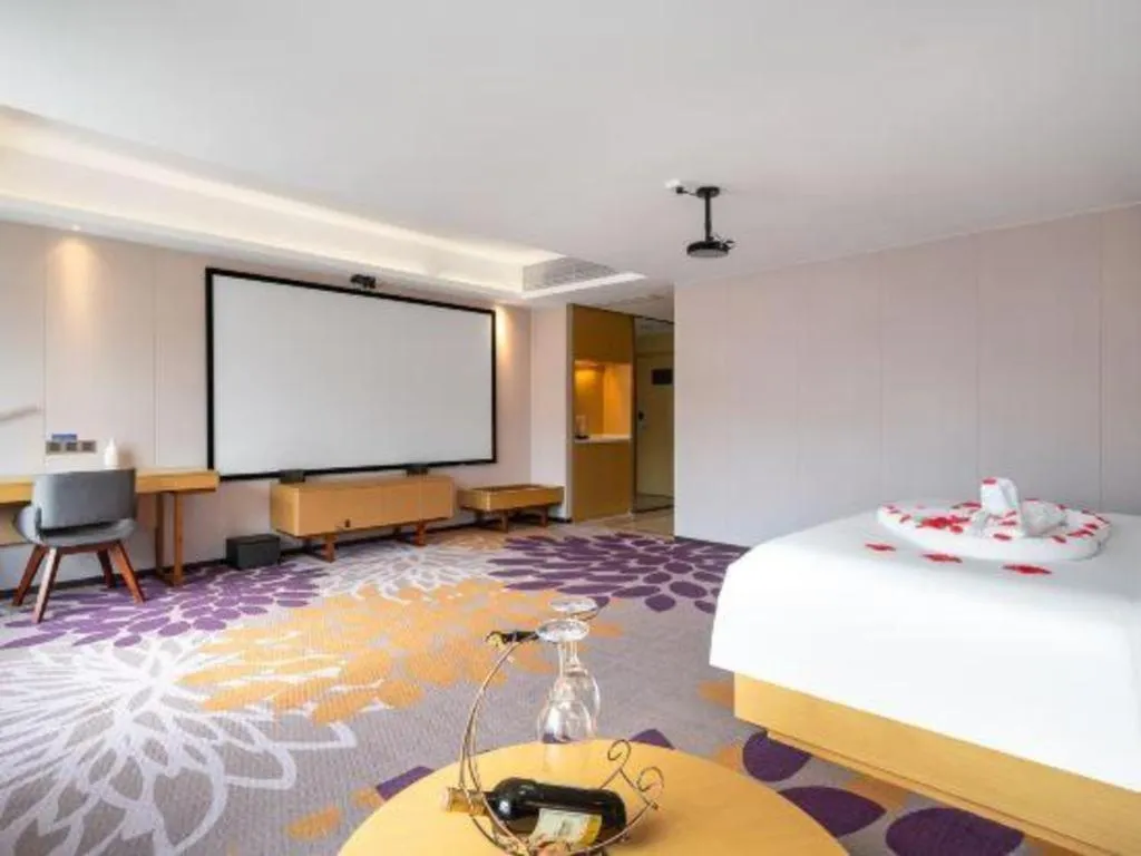 Bed in Lavande Hotel Maoming High-speed Railway Station Xinfu Road