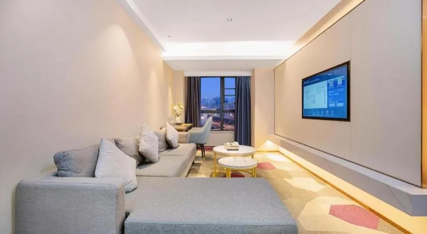 Lavande Hotel Xuchang Pangdonglai Hengdajinhui Plaza