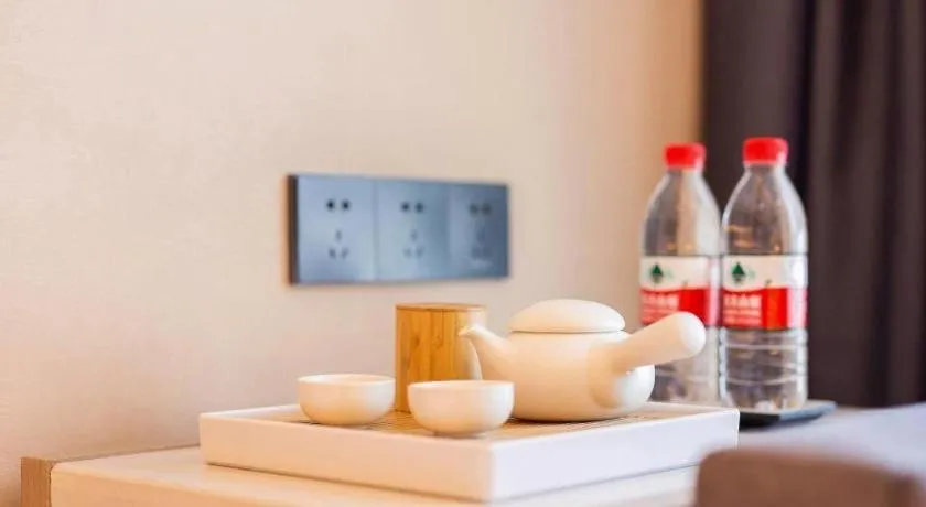 Lavande Hotel Xuchang Pangdonglai Hengdajinhui Plaza