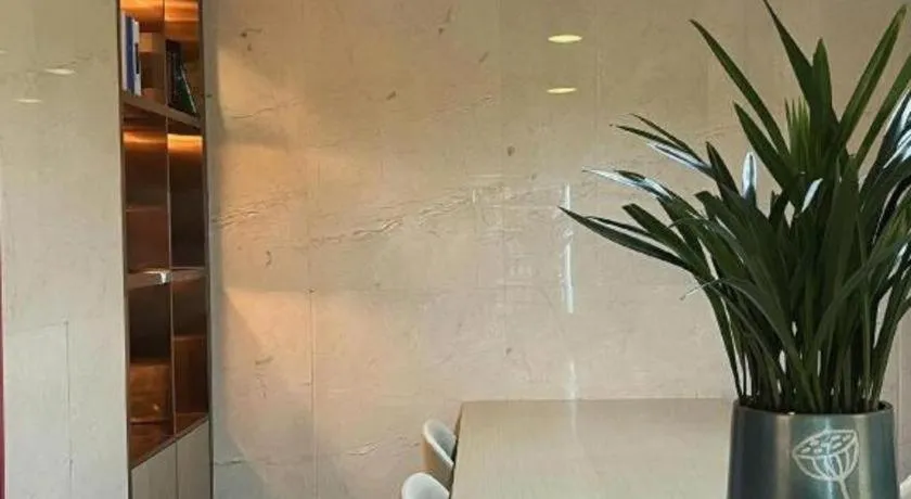 Lavande Hotel Xuchang Pangdonglai Hengdajinhui Plaza