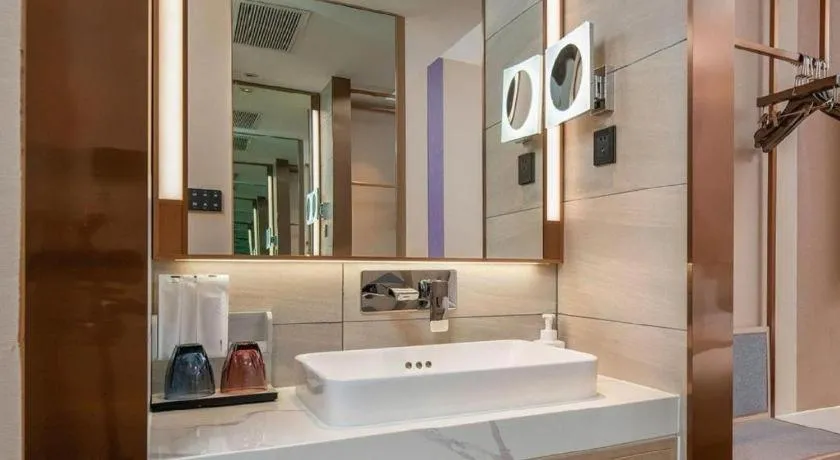 Lavande Hotel Xuchang Pangdonglai Hengdajinhui Plaza