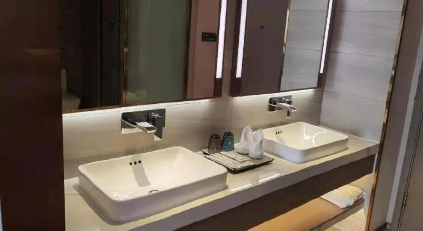 Lavande Hotel Xuchang Pangdonglai Hengdajinhui Plaza