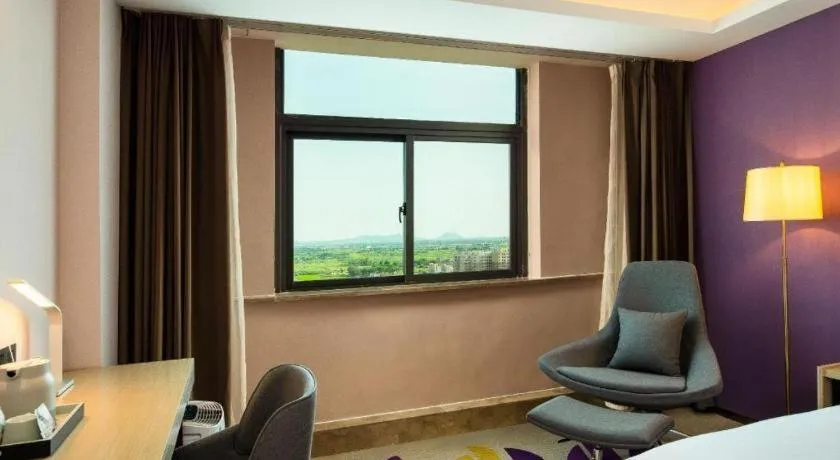 Lavande Hotel Shanwei Haifeng Fenghuang New City Tianhong Plaza