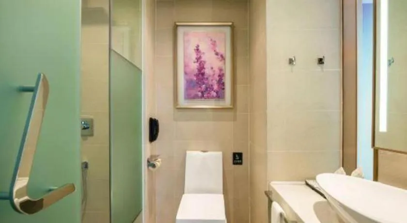 Lavande Hotel Shanwei Haifeng Fenghuang New City Tianhong Plaza