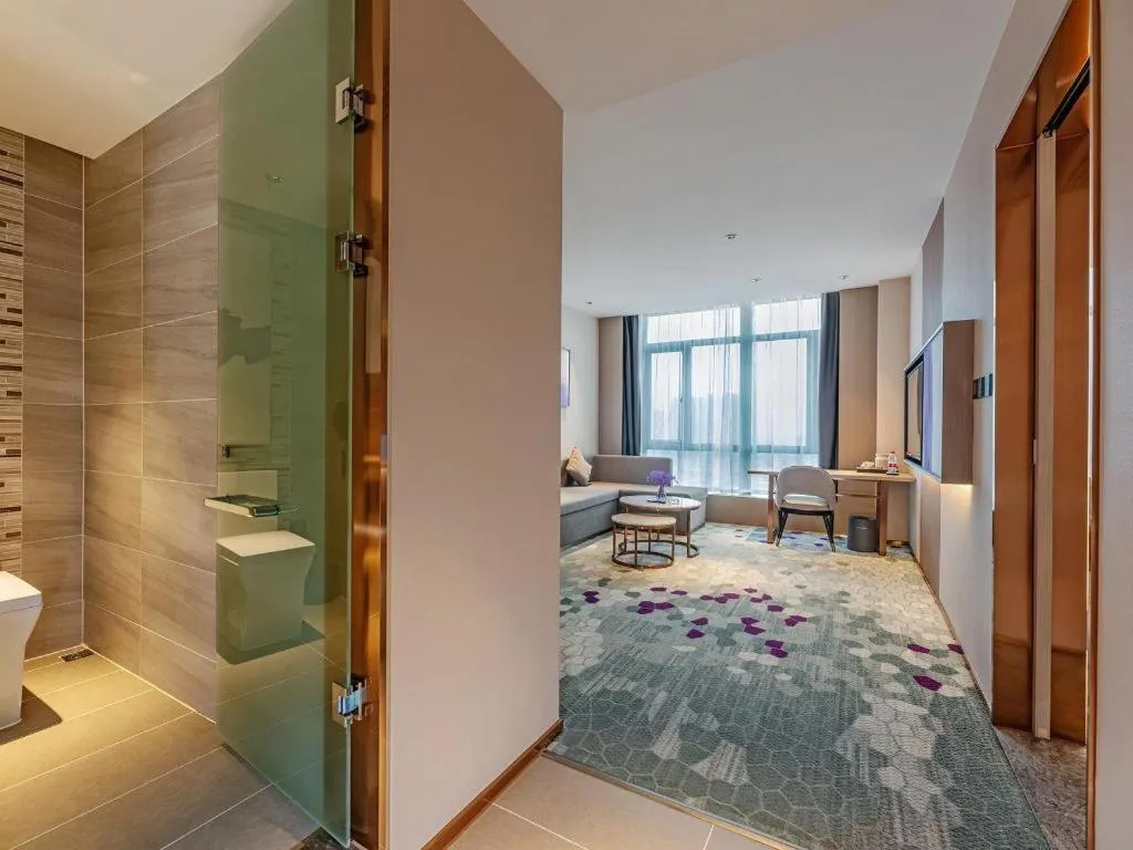 Lavande Hotel Pingnan Financial Investment Building