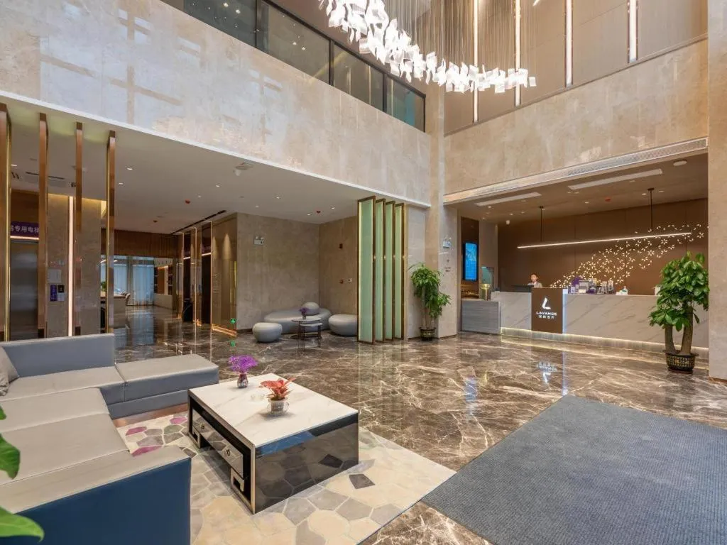 Lavande Hotel Pingnan Financial Investment Building