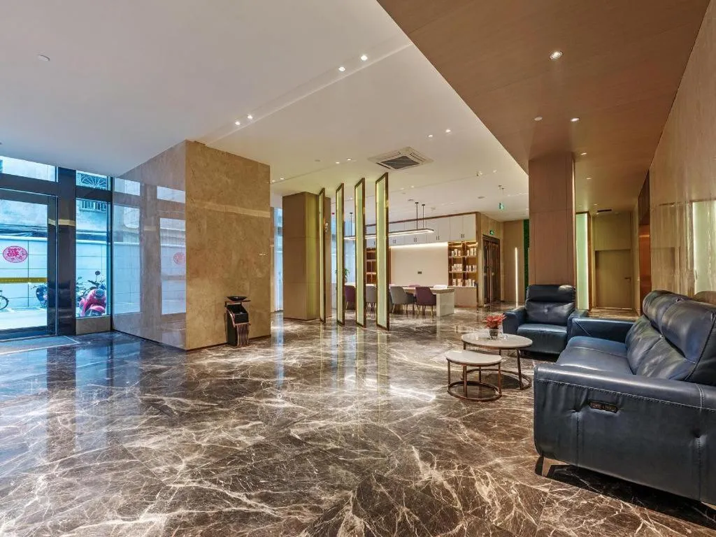 Lavande Hotel Pingnan Financial Investment Building