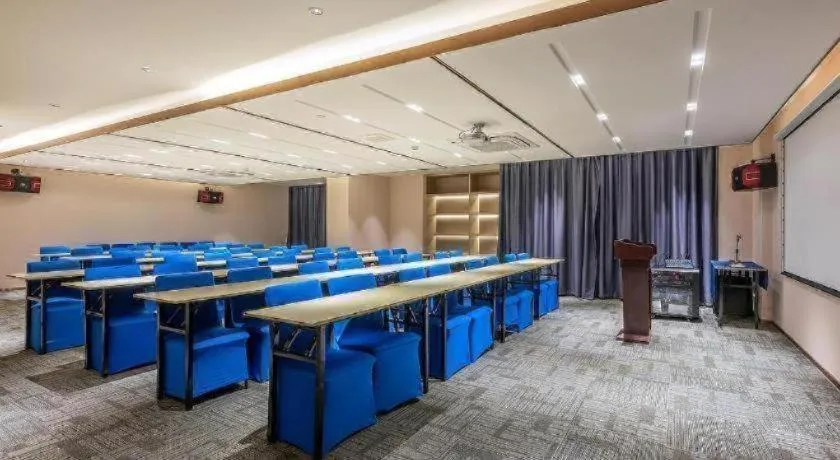 Lavande Hotel Pingnan Financial Investment Building