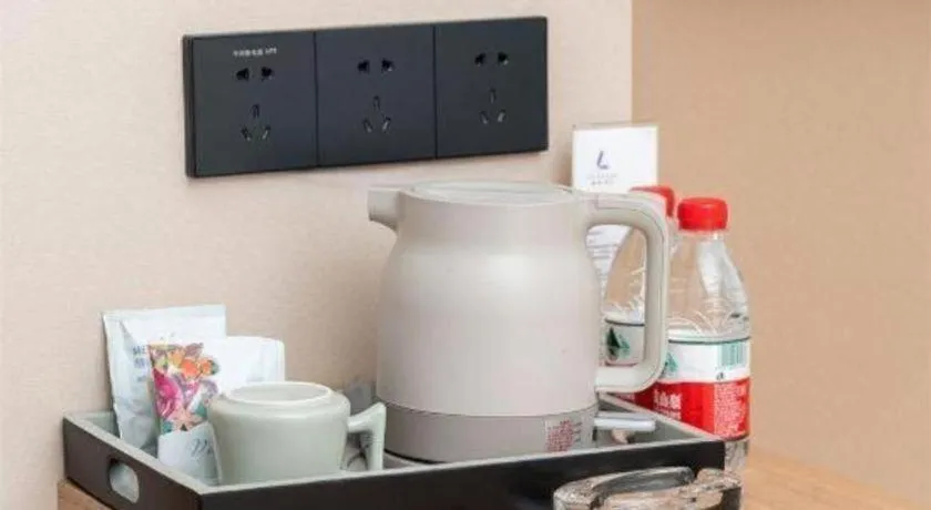 Lavande Hotel Foshan Shunde Daliang Qinghuiyuan Shihu Road