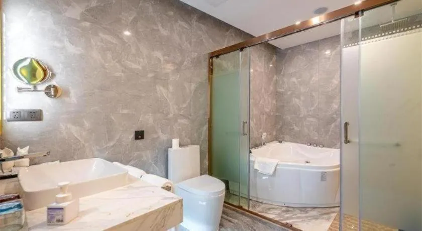 Lavande Hotel Foshan Shunde Daliang Qinghuiyuan Shihu Road