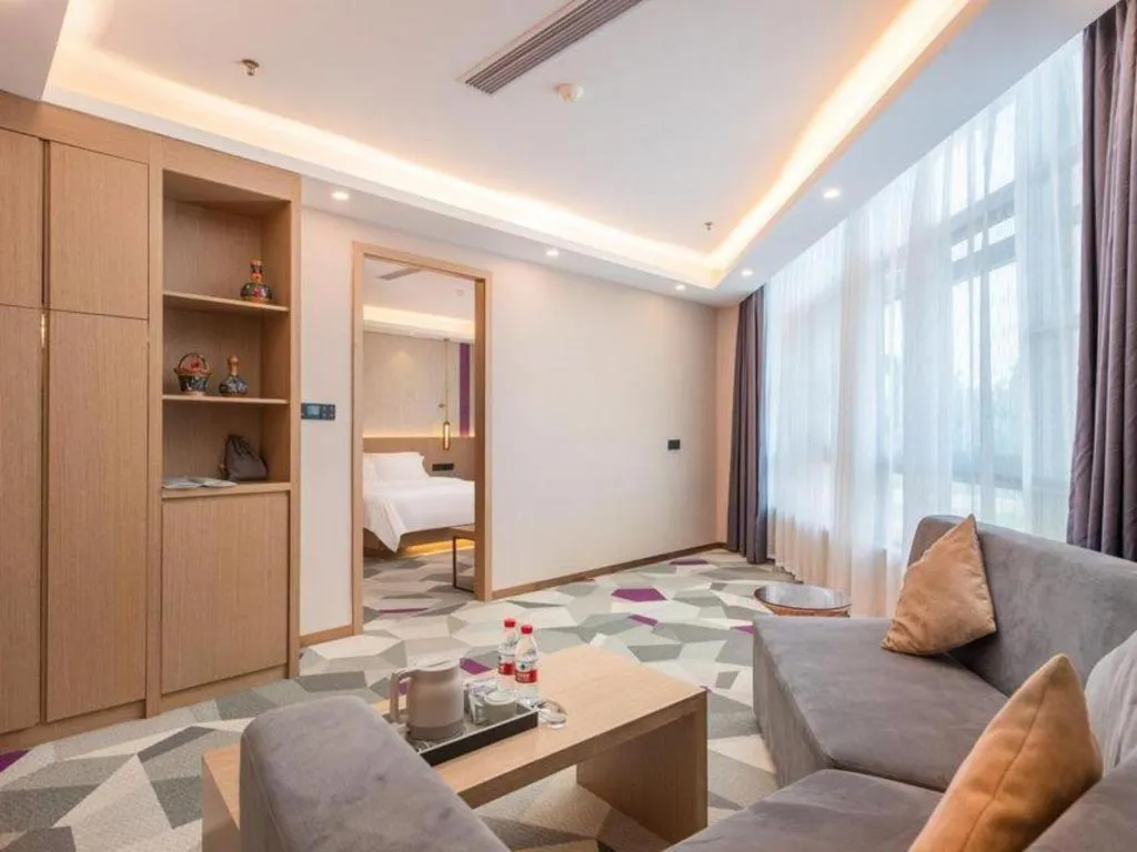 Lavande Hotel Foshan Shunde Daliang Qinghuiyuan Shihu Road