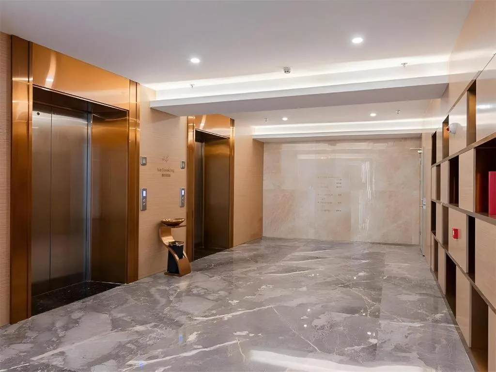 Lavande Hotel Foshan Shunde Daliang Qinghuiyuan Shihu Road