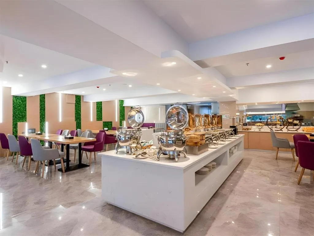 Lavande Hotel Foshan Shunde Daliang Qinghuiyuan Shihu Road