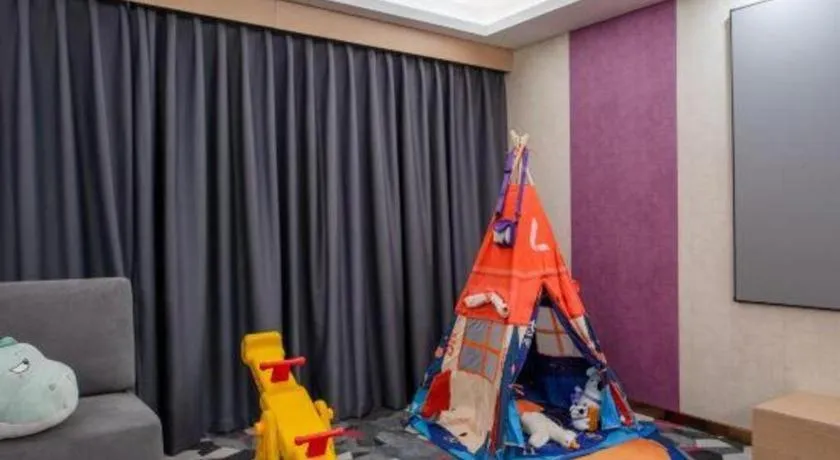 Lavande Hotel Foshan Shunde Daliang Qinghuiyuan Shihu Road