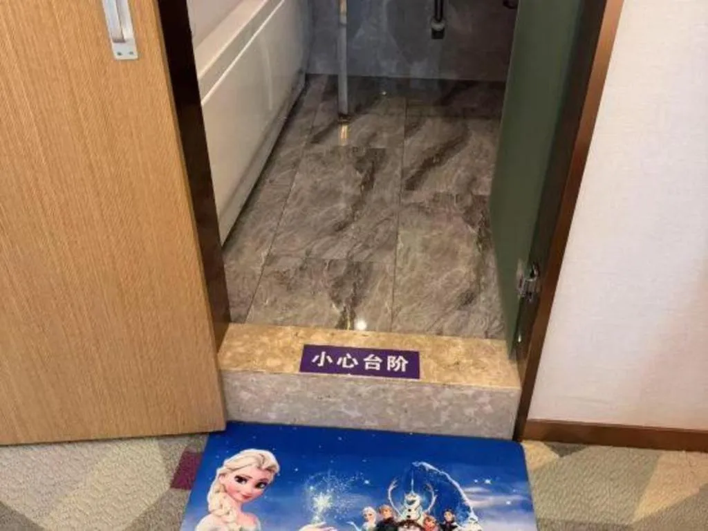 Lavande Hotel Foshan Shunde Daliang Qinghuiyuan Shihu Road