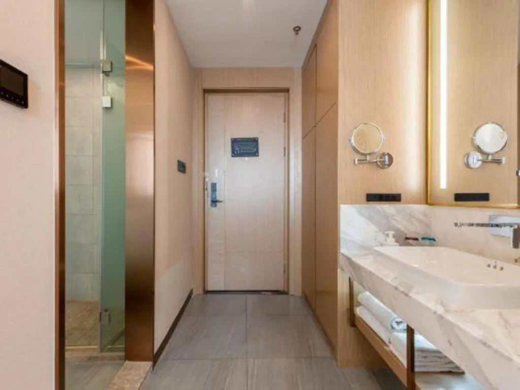 Lavande Hotel Foshan Shunde Daliang Qinghuiyuan Shihu Road