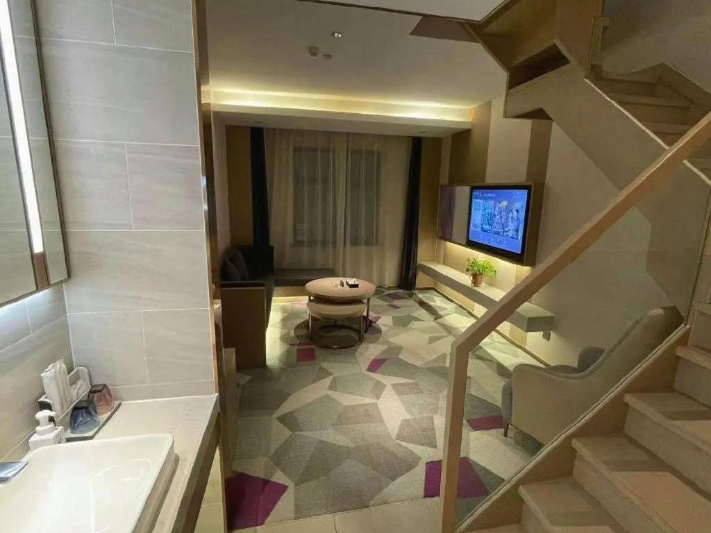 Lavande Hotel Xi'an Zhonglou Dachashi Metro Station