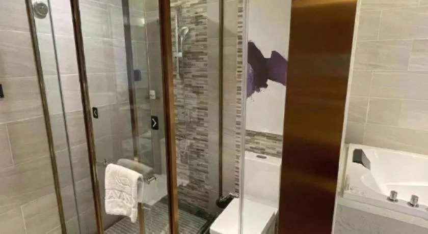 Lavande Hotel Xi'an Zhonglou Dachashi Metro Station