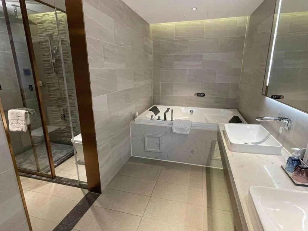 Lavande Hotel Xi'an Zhonglou Dachashi Metro Station