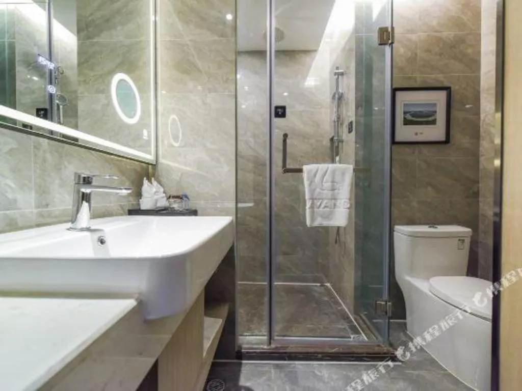 Lavande Hotel Nanchong Xihua Shida