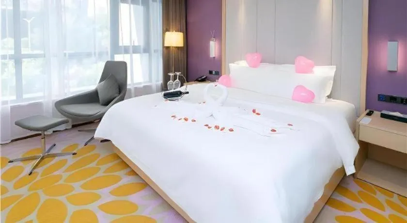 Bed in Lavande Hotel Shenzhen Jingtian Metro Station