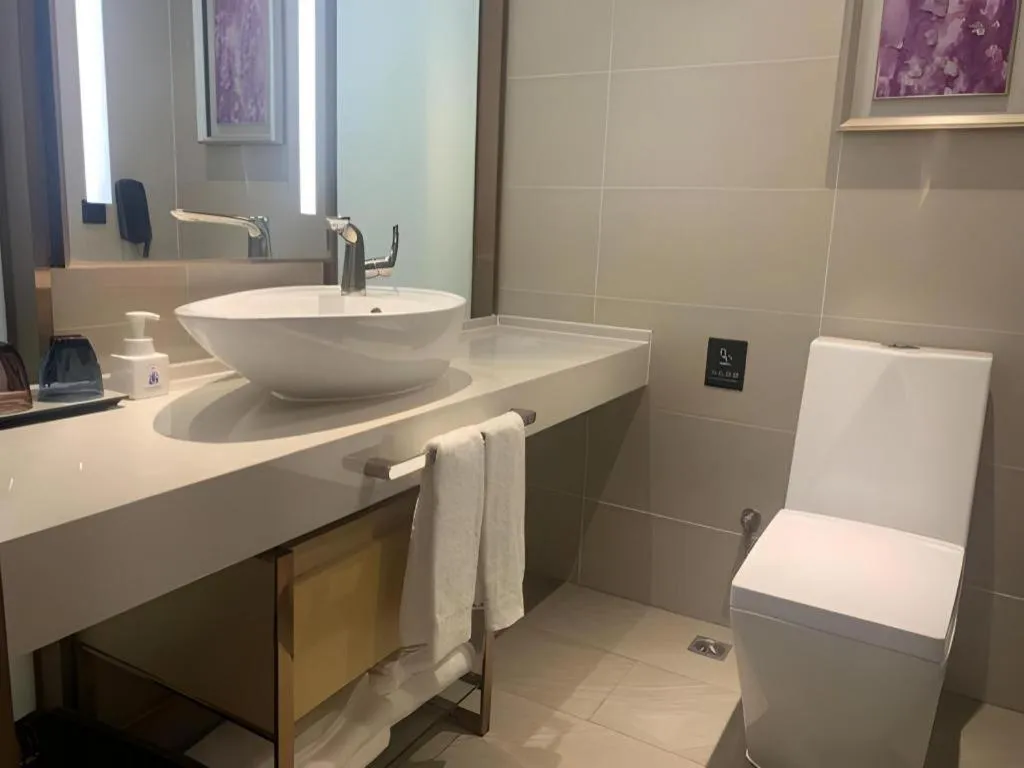 Lavande Hotel Shenzhen Jingtian Metro Station