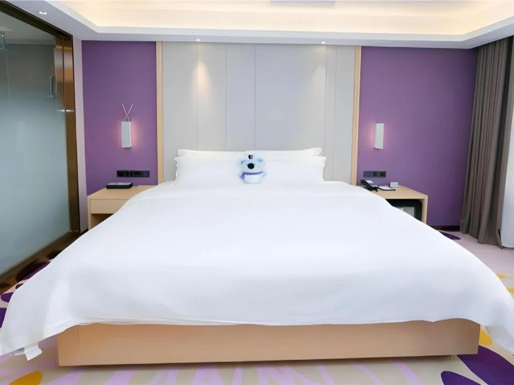 Bed in Lavande Hotel Shenzhen Jingtian Metro Station