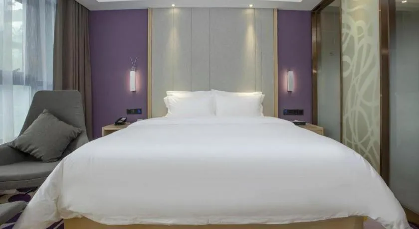 Bed in Lavande Hotel Shenzhen Jingtian Metro Station