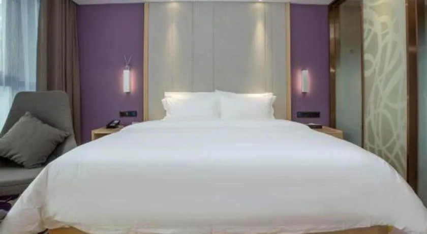 Bed in Lavande Hotel Shenzhen Jingtian Metro Station