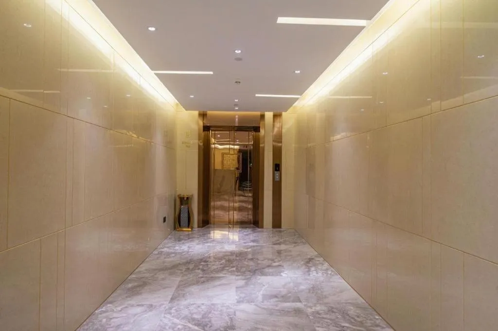 Lavande Hotel Shenzhen Jingtian Metro Station