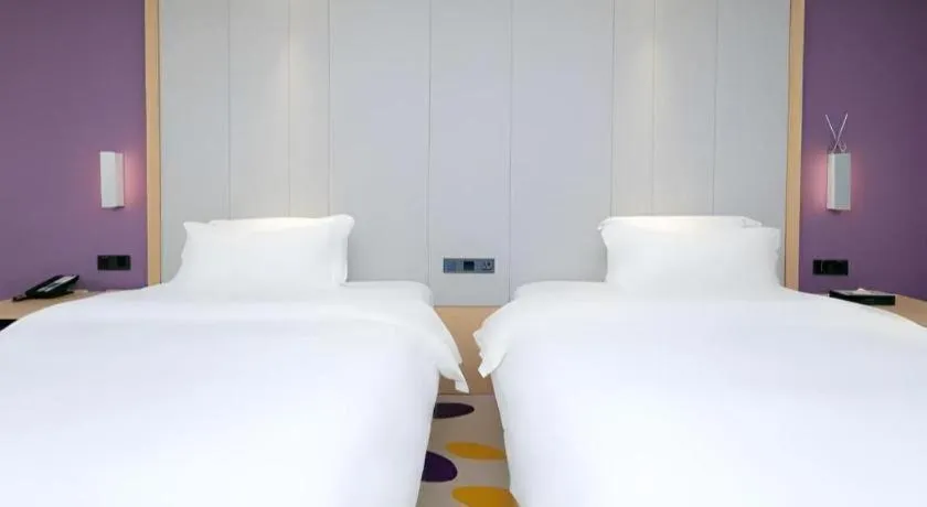 Bed in Lavande Hotel Shenzhen Jingtian Metro Station