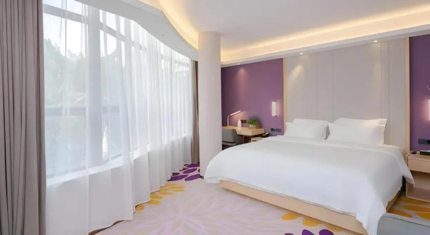 Bed in Lavande Hotel Shenzhen Jingtian Metro Station