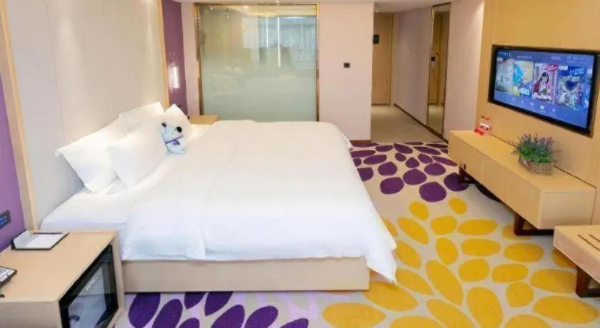 Bed in Lavande Hotel Shenzhen Jingtian Metro Station