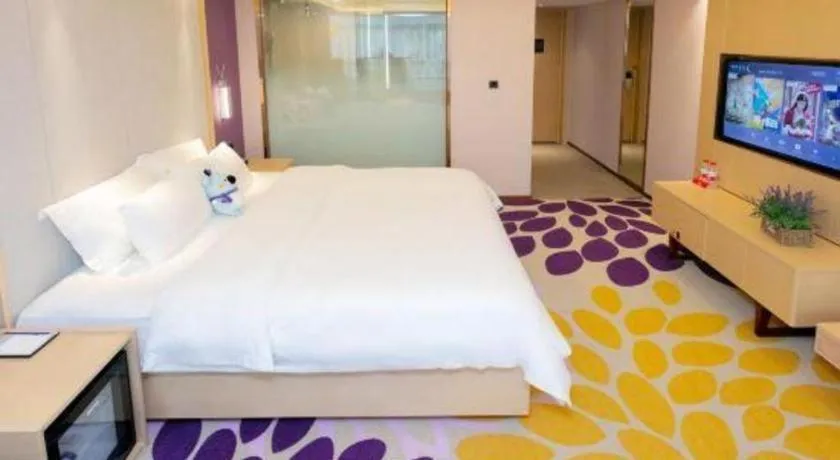 Bed in Lavande Hotel Shenzhen Jingtian Metro Station