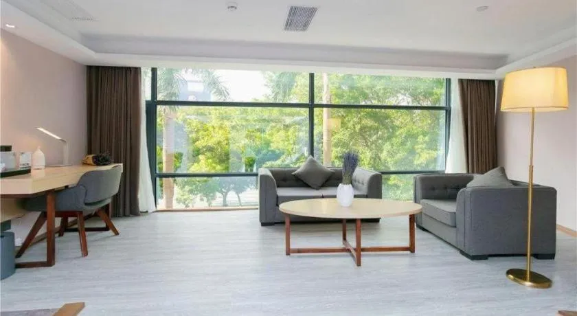 Lavande Hotel Shenzhen Jingtian Metro Station