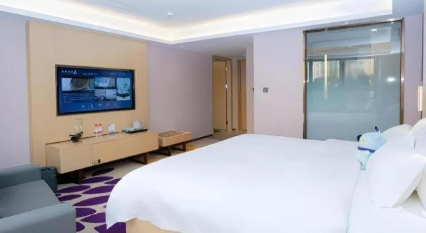 Bed in Lavande Hotel Shenzhen Jingtian Metro Station