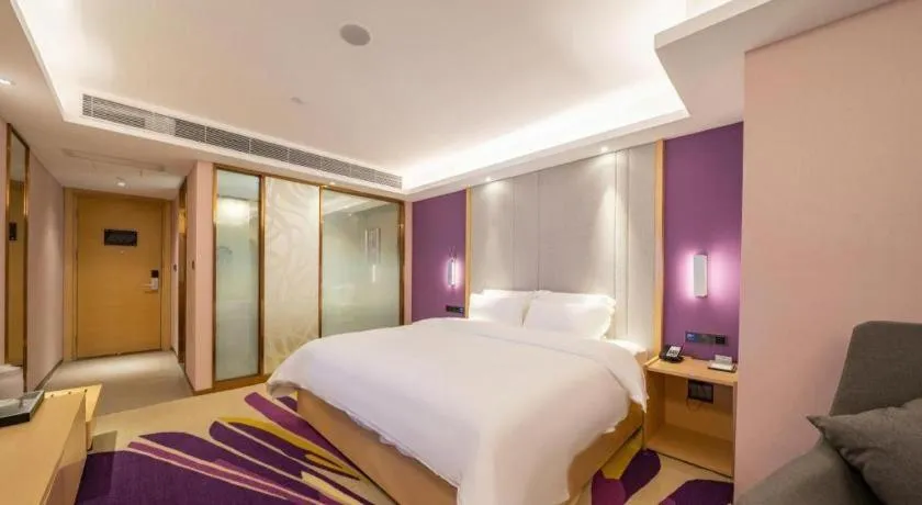 Bed in Lavande Hotel Shenzhen Jingtian Metro Station
