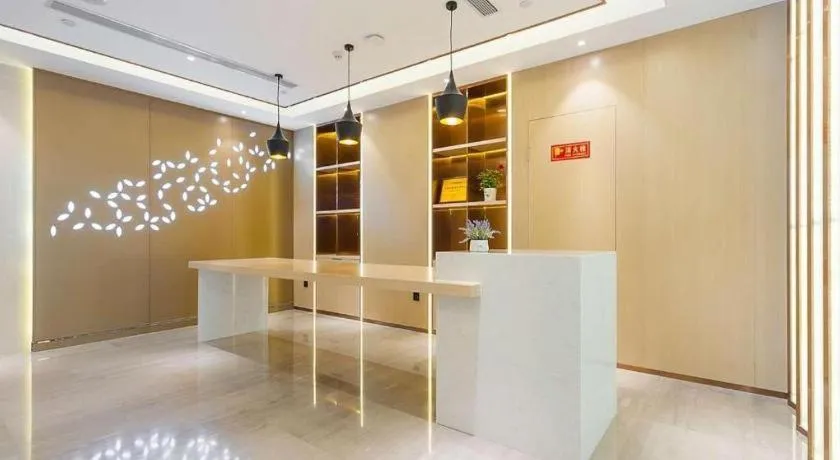 Lavande Hotel Beijing Huairou Yanqi Science City