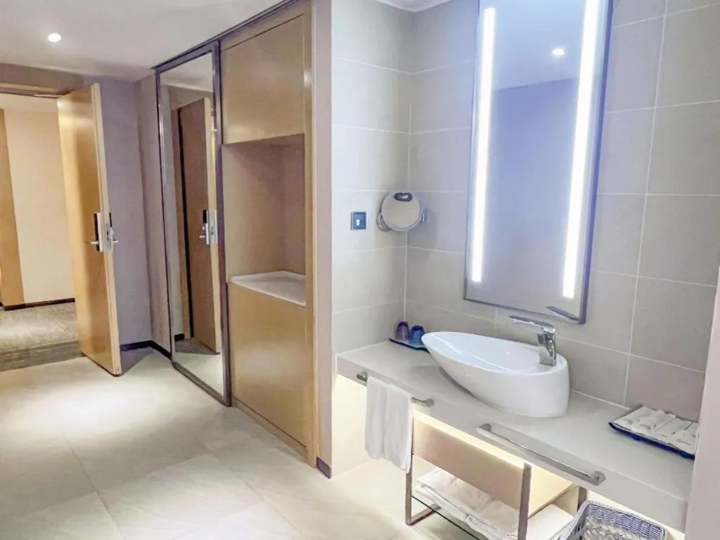 Lavande Hotel Huizhou Shiwan