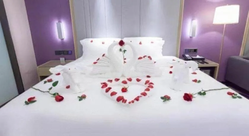 Bed in Lavande Hotel Huizhou Shiwan