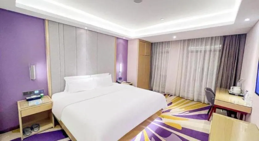 Bed in Lavande Hotel Huizhou Shiwan
