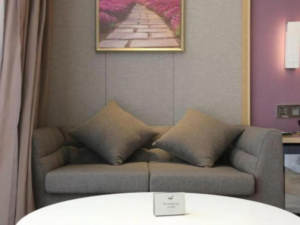 Lavande Hotel Huizhou Shiwan