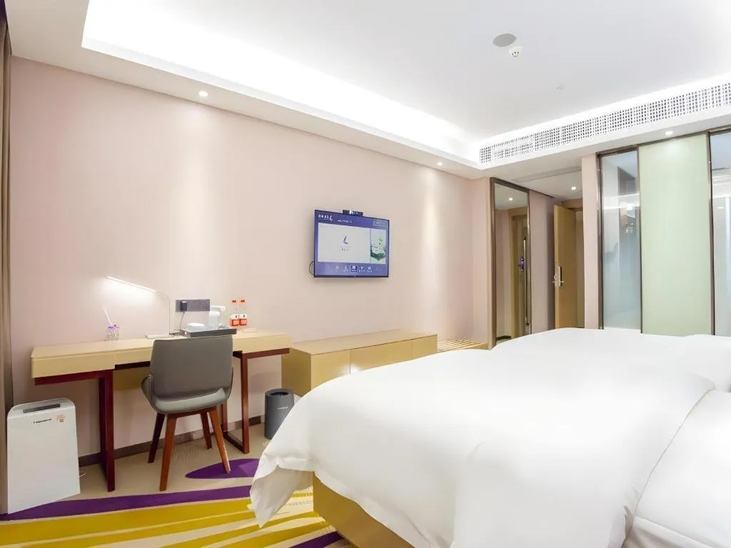 Bed in Lavande Hotel Huizhou Shiwan