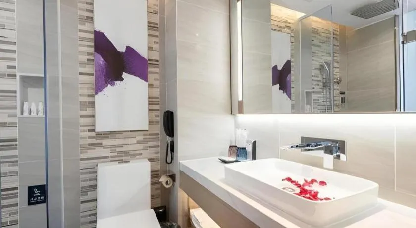 Lavande Hotel Zhongshan Shiqi Daxinxinduhui North Zhongshan Station