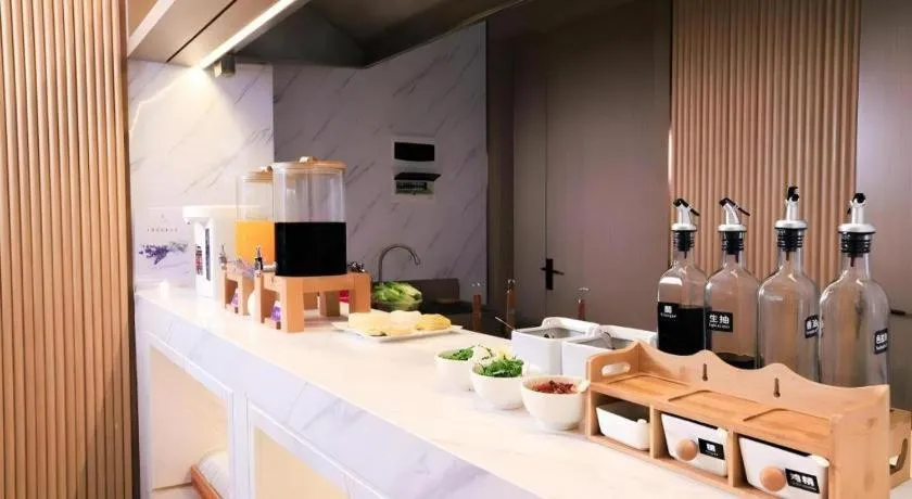 Lavande Hotel Zhongshan Shiqi Daxinxinduhui North Zhongshan Station