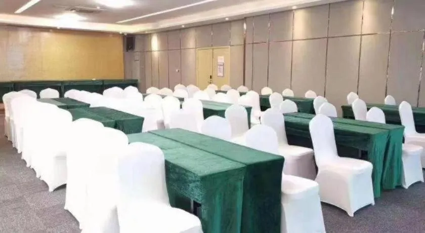 Lavande Hotel Shenzhen Bay Houhai Avenue