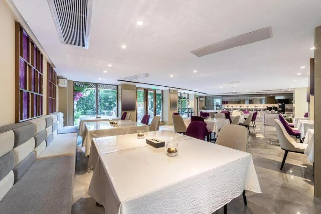 Lavande Hotel Shenzhen Bay Houhai Avenue